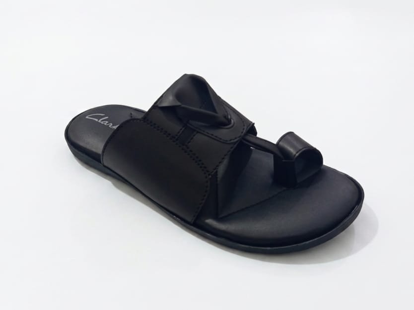 Classic Men’s Matte Black Casual Slipper